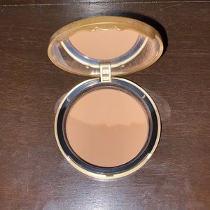 Two Faced Bronzer Contour